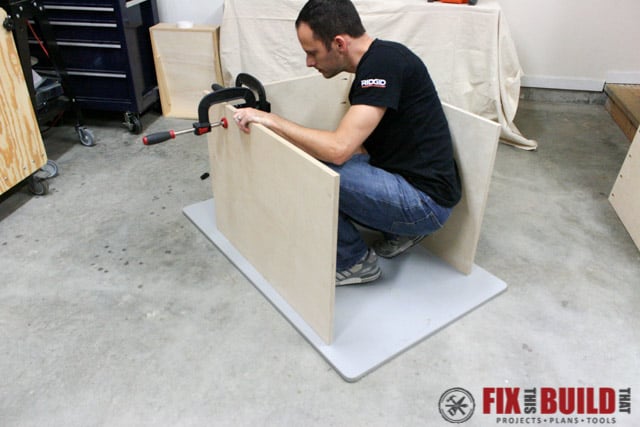 mobile miter saw stand top