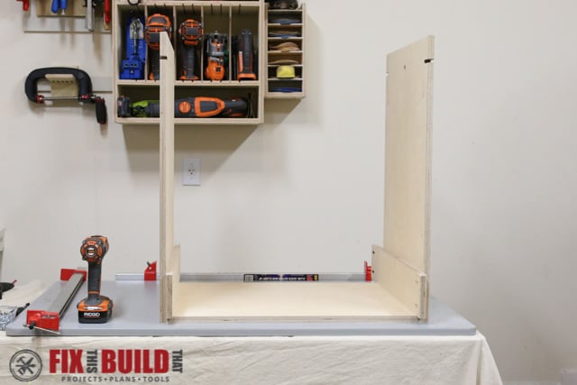 DIY Flip Top Tool Stand-9