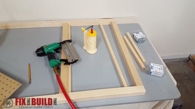 DIY Kids Workbench-22
