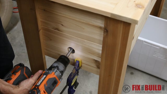 drain for cooler chest