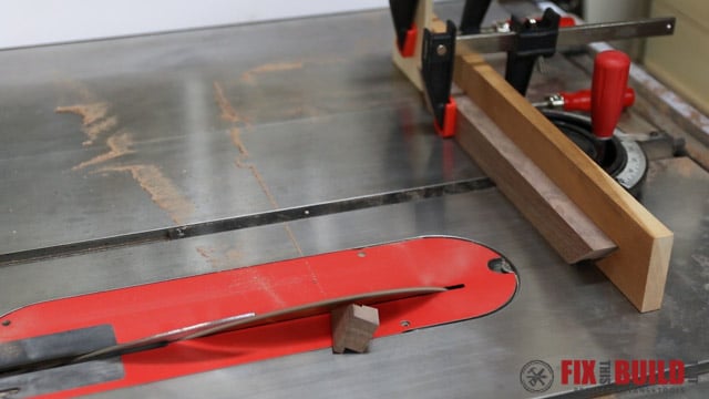 miter joints on the tablesaw sled