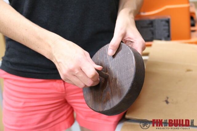 diy-rustic-wheelbarrow-29