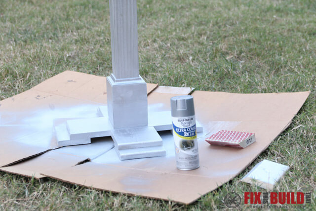 spray painting the christmas stocking post