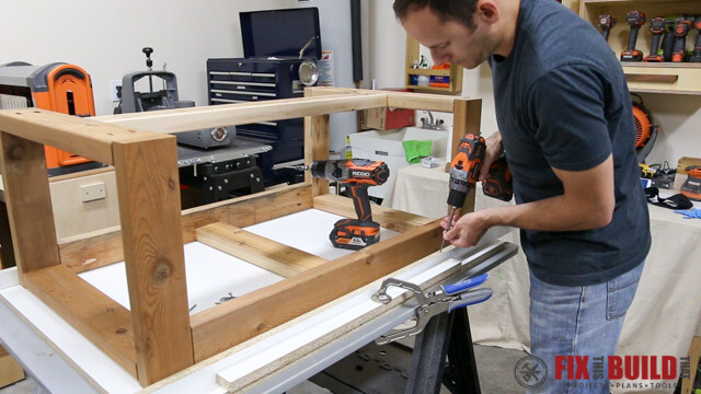 kreg face clamp and screwing down sides