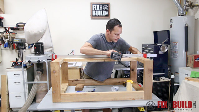 attaching coffee table lower stretcher