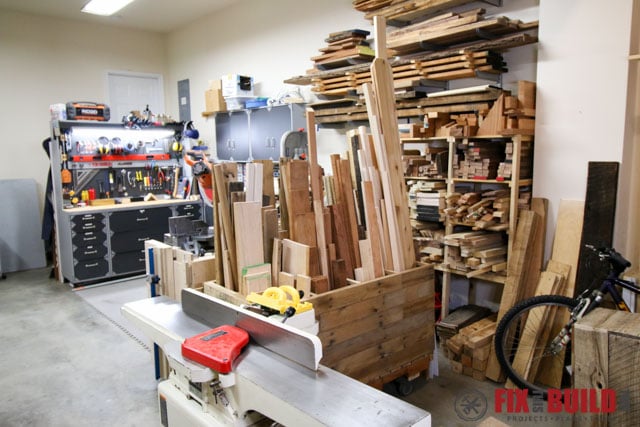 pallet wood storage