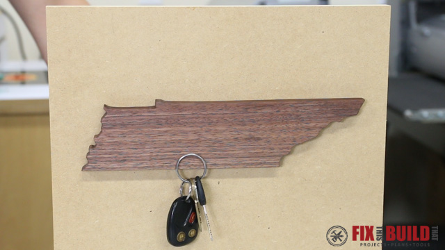 DIY Magnetic Keyholder