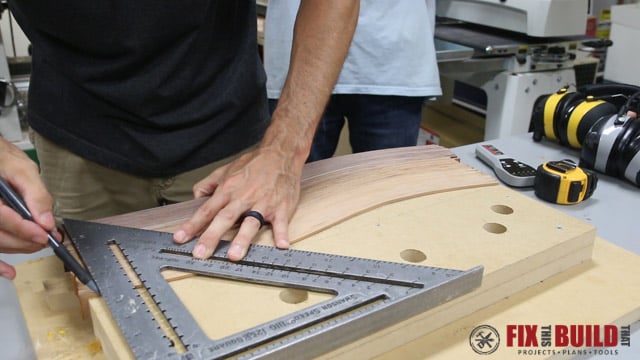 DIY Curved Cutting Board Bent Lamination-17