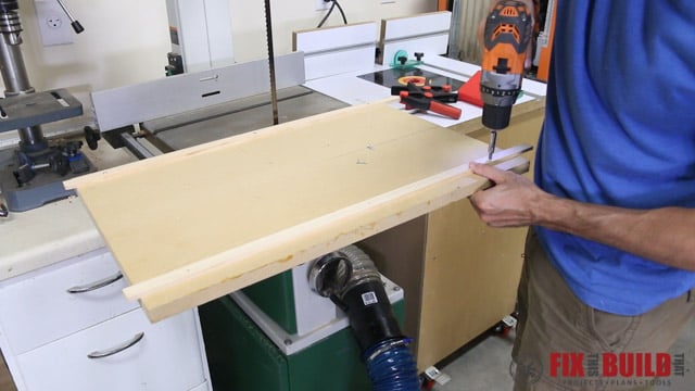 Making a jig for cutting firewood into lumber on the bandsaw
