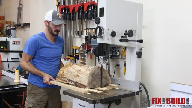 milling firewood into woodworking lumber using a bandsaw