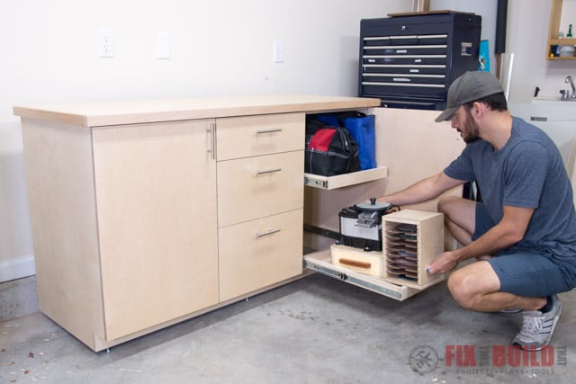 How to Build a Base Cabinet with Drawers