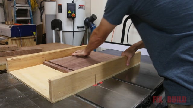 using a crosscut sled on the tablesaw