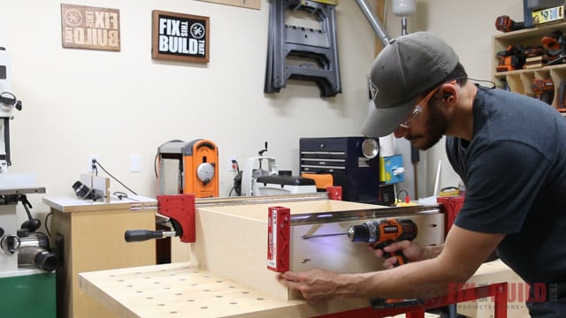 Making drawers for a storage bed
