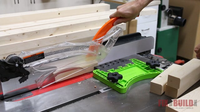 Getting a straight edge on 2x4s with the tablesaw