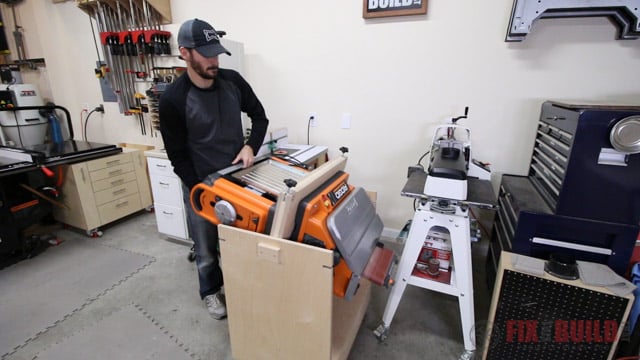 mobile flip top tool stand plans