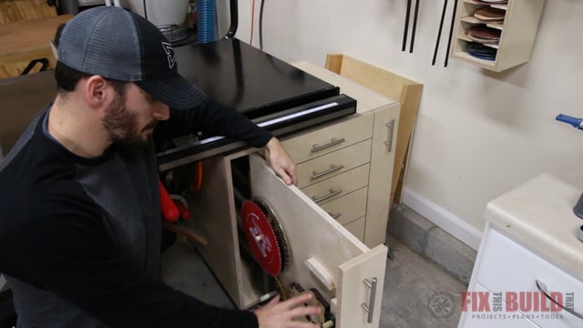 table saw cabinet for storage of saw blades