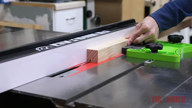 cutting rabbet joint on table saw