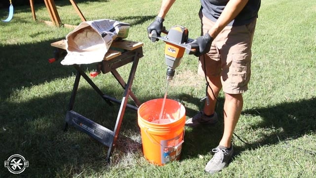 mixing mortar to attach ditra to subfloor
