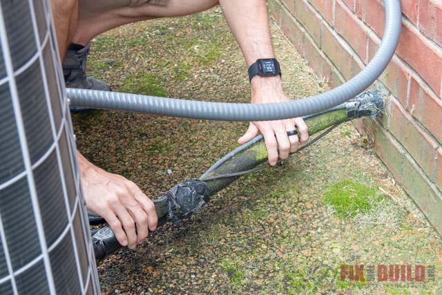 insulation on refrigerant line on air conditioner
