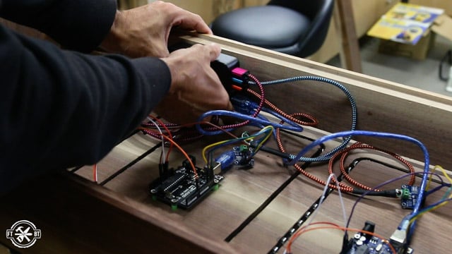 DIY Charging Station with LED and Arduino