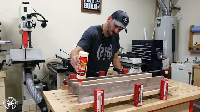 DIY Charging Station with LED and Arduino