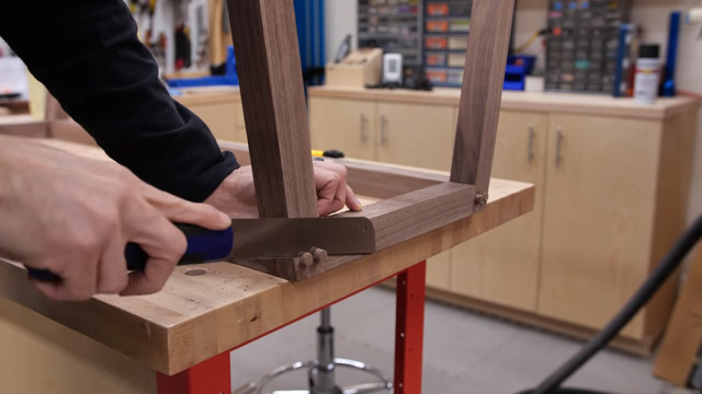 cutting wood plugs with pull saw