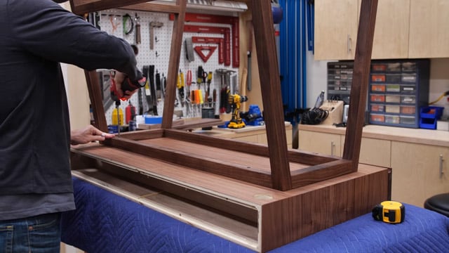 Attaching legs to DIY Desk