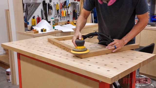 using random orbital sander to sand wood
