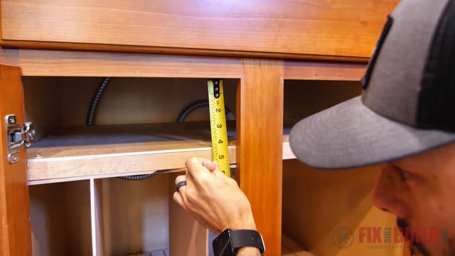 adjusting height of top frame