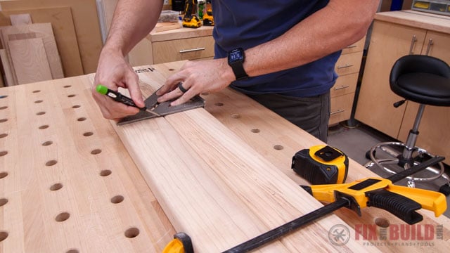 marking 2x4s to be cut