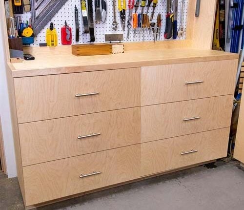 3 drawer base cabinet photo